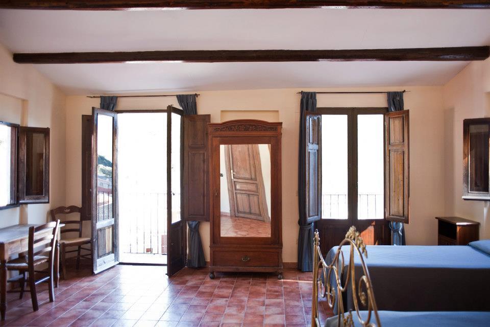 Le Giare Hotell Itala Exteriör bild