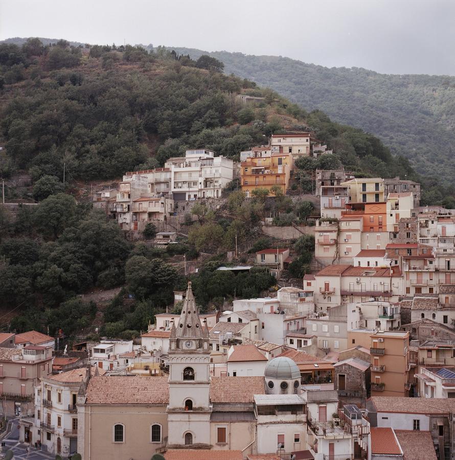 Le Giare Hotell Itala Exteriör bild