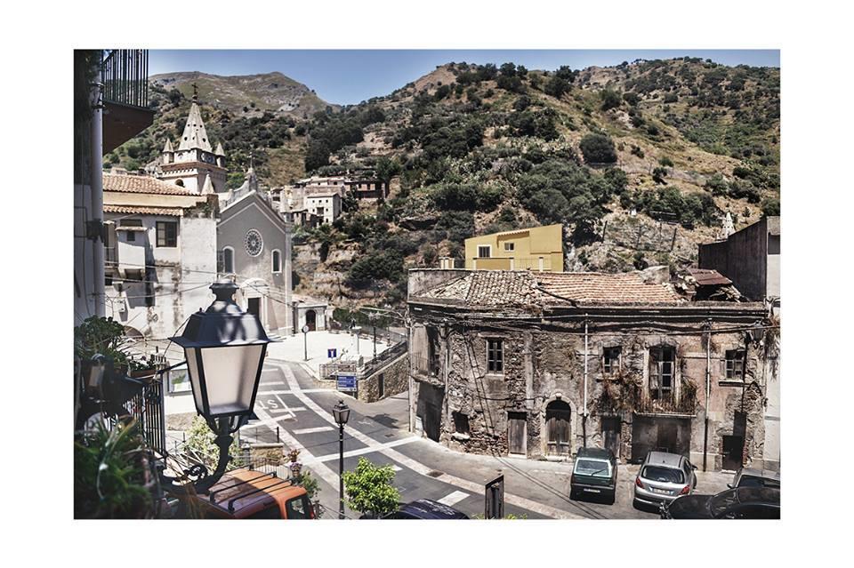 Le Giare Hotell Itala Exteriör bild